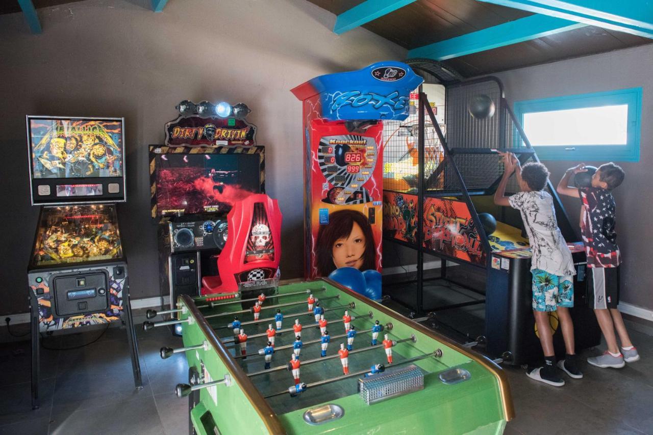Hotel Camping Les Chouans Saint-Hilaire-de-Riez Esterno foto