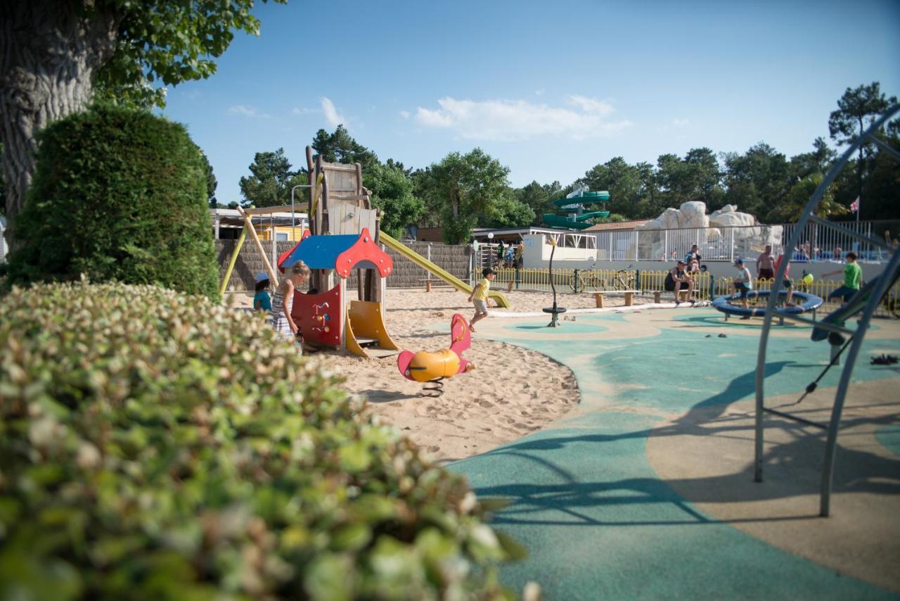 Hotel Camping Les Chouans Saint-Hilaire-de-Riez Esterno foto