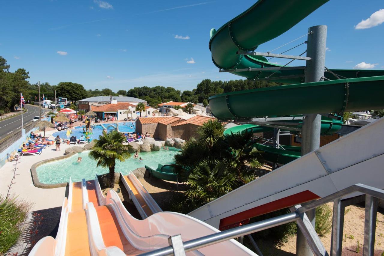 Hotel Camping Les Chouans Saint-Hilaire-de-Riez Esterno foto