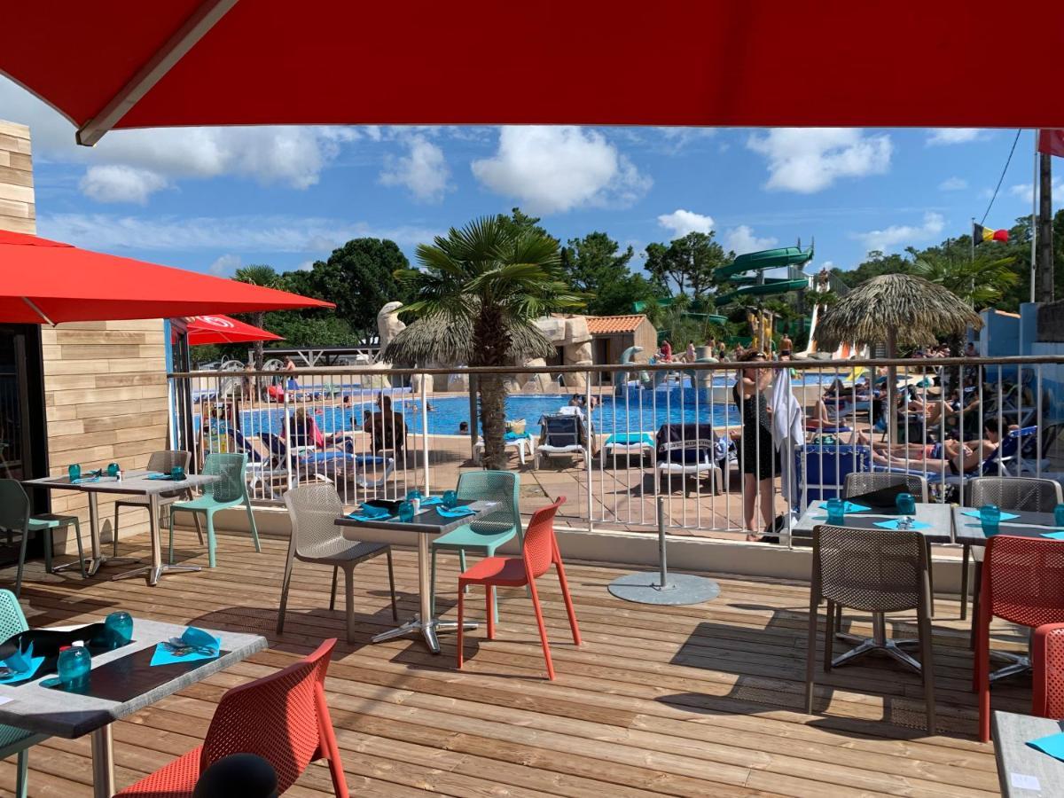 Hotel Camping Les Chouans Saint-Hilaire-de-Riez Esterno foto