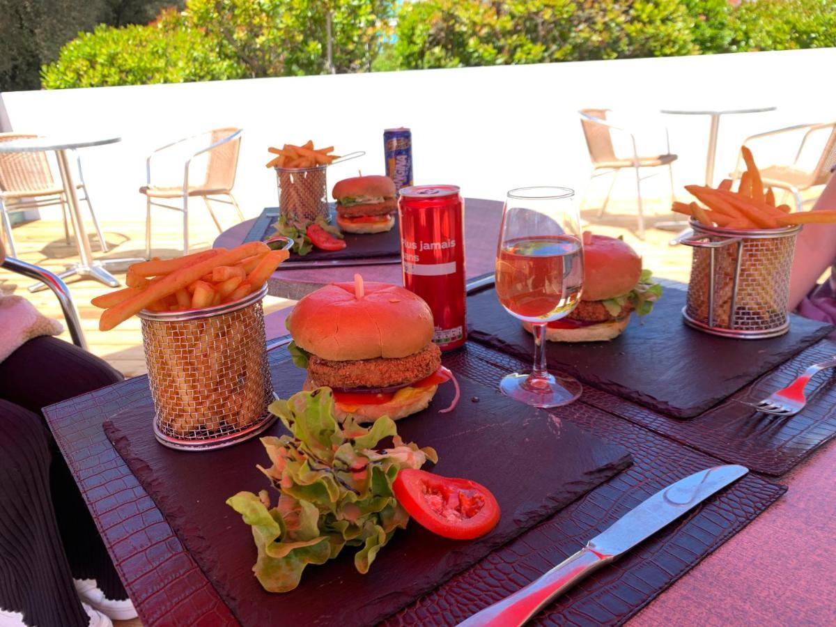 Hotel Camping Les Chouans Saint-Hilaire-de-Riez Esterno foto