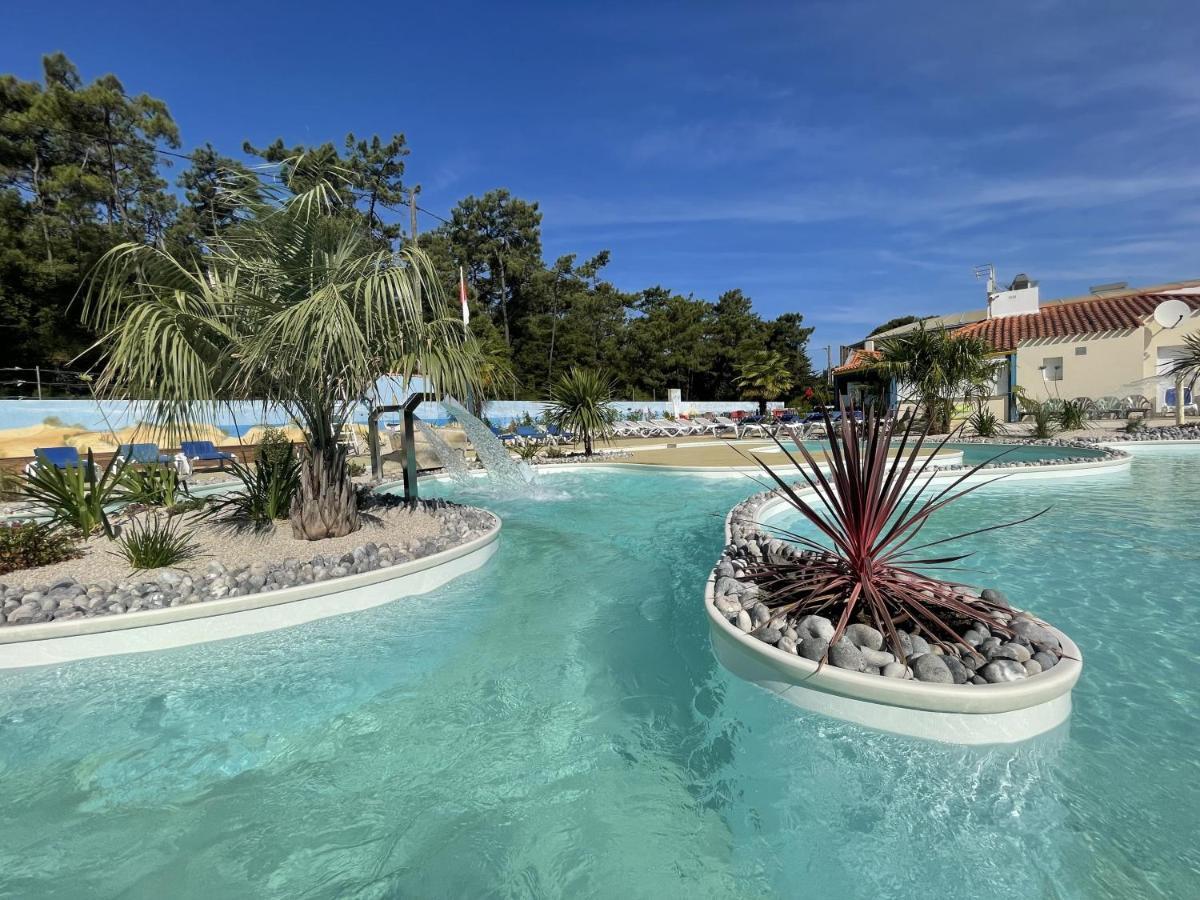 Hotel Camping Les Chouans Saint-Hilaire-de-Riez Esterno foto
