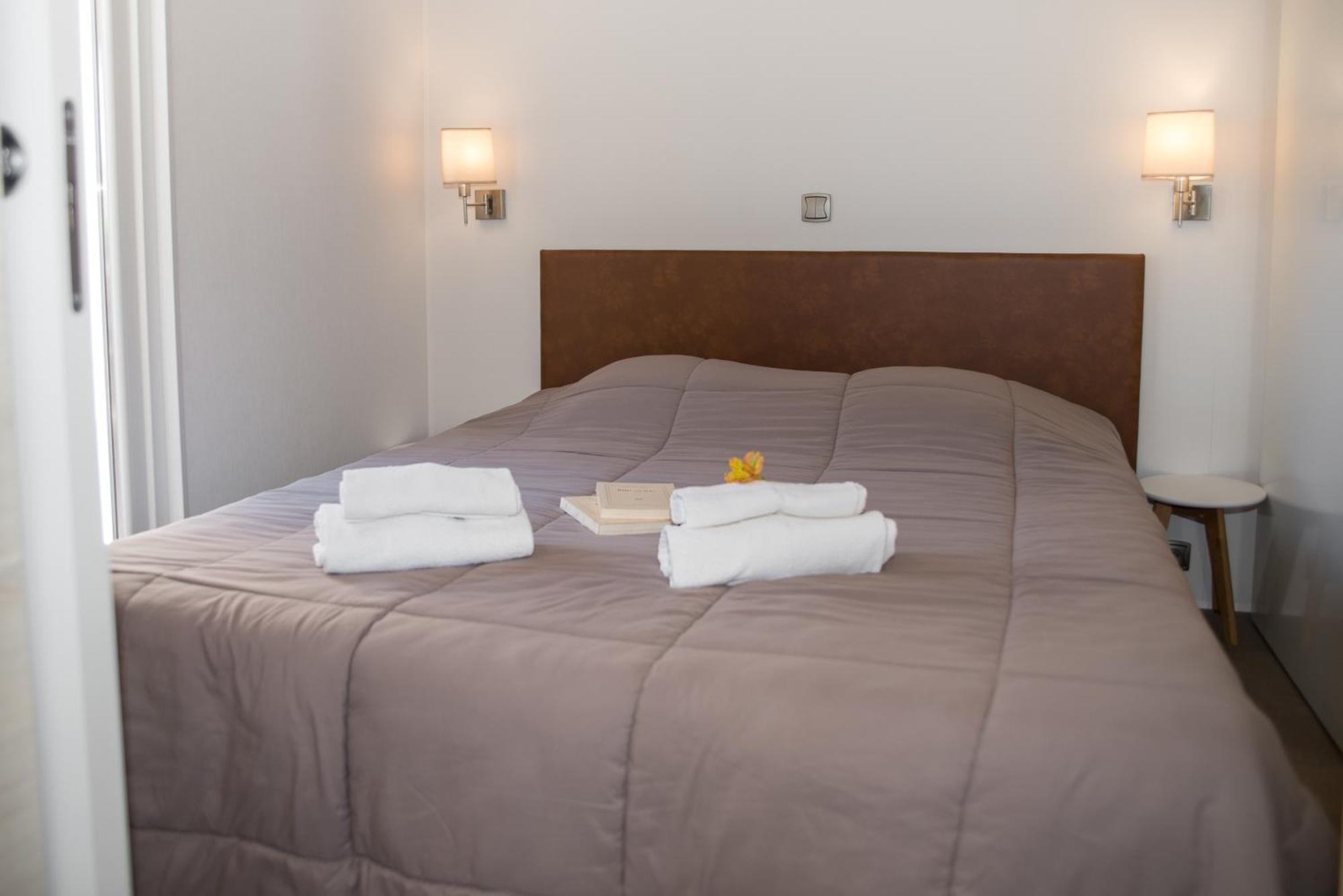 Hotel Camping Les Chouans Saint-Hilaire-de-Riez Esterno foto
